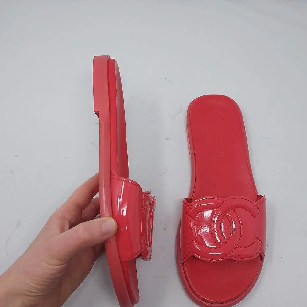 Chanel Cambon Mules RED CC Flat Slip on Sandals - Picture 8 of 9